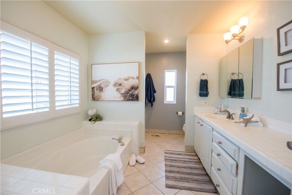 Image 29 of property listing at 2275 W 25th Street 12, San Pedro, CA 90732