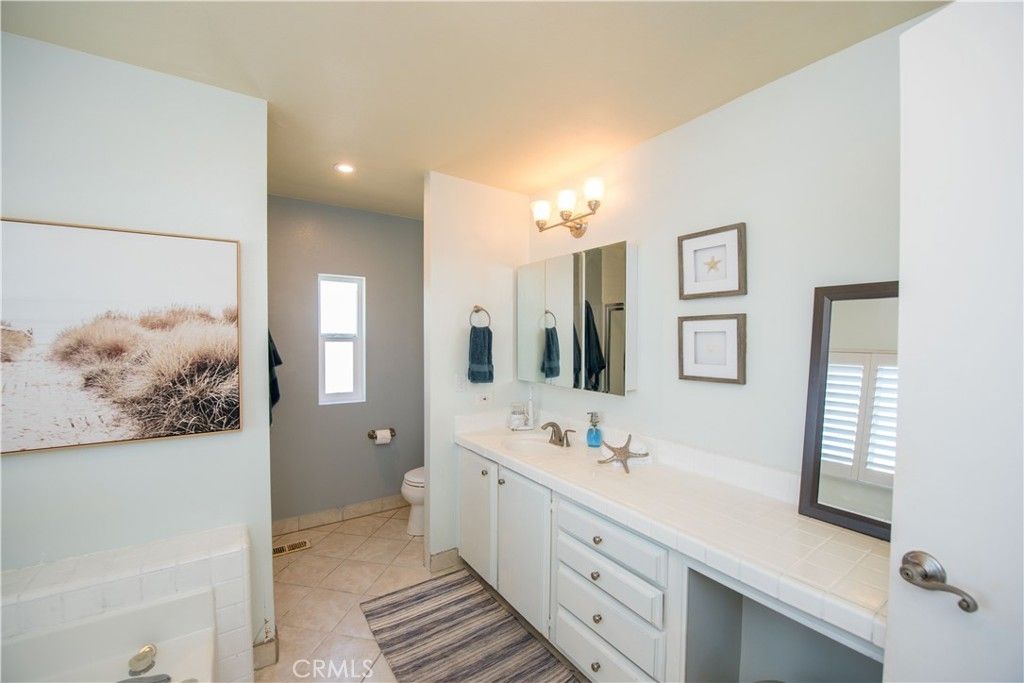 Image 30 of property listing at 2275 W 25th Street 12, San Pedro, CA 90732