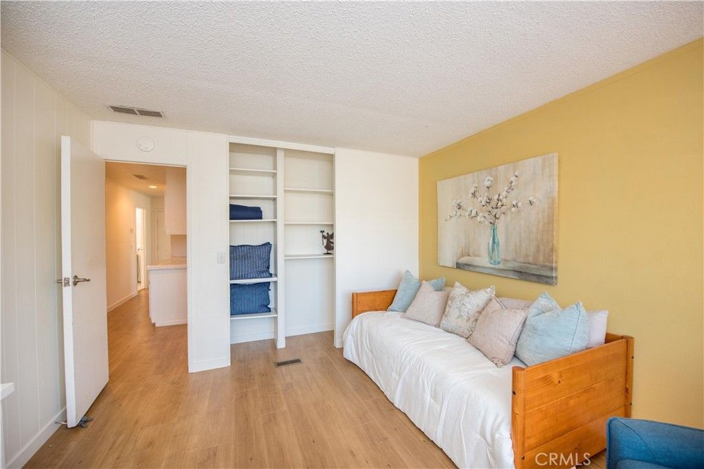 Image 33 of property listing at 2275 W 25th Street 12, San Pedro, CA 90732
