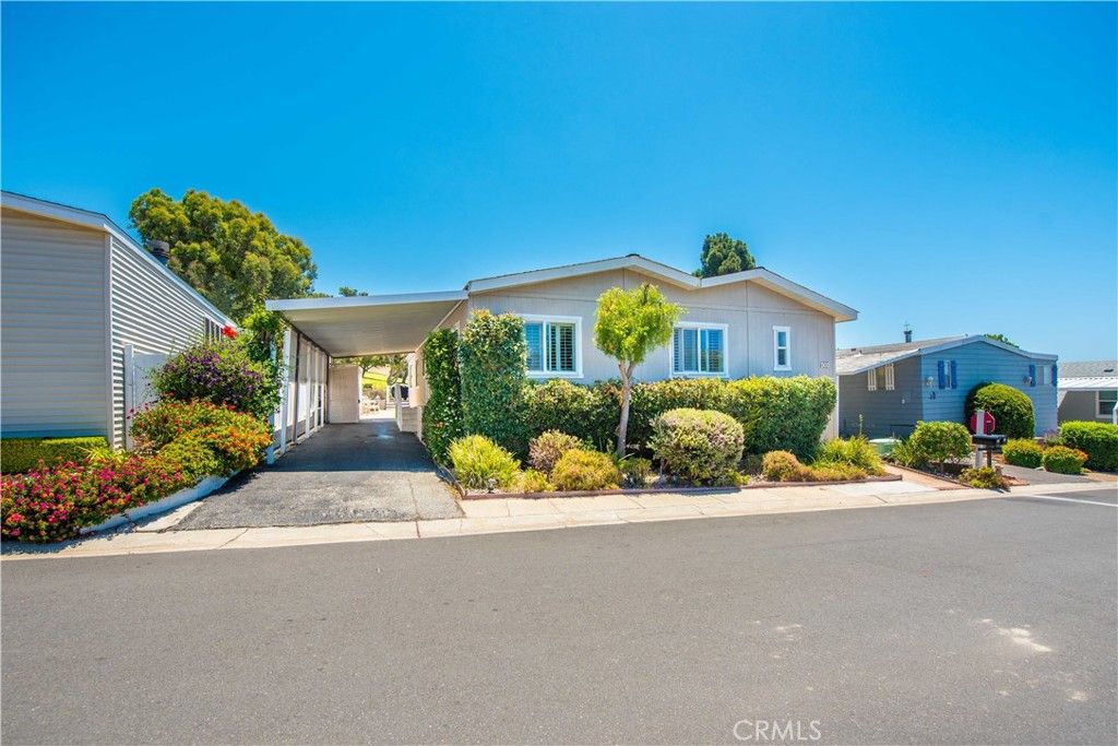 Image 5 of property listing at 2275 W 25th Street 12, San Pedro, CA 90732