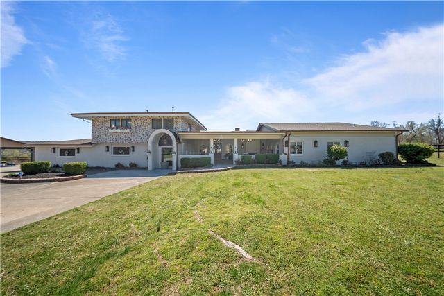 513, 519, and 573 Reed Valley Road, Fayetteville, AR 72704