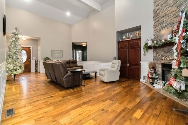 135 Park Lane, Science Hill, KY 42553