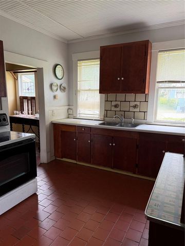 528 N ADELLE AVENUE, Deland, FL 32720