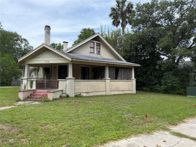 528 N ADELLE AVENUE, Deland, FL 32720