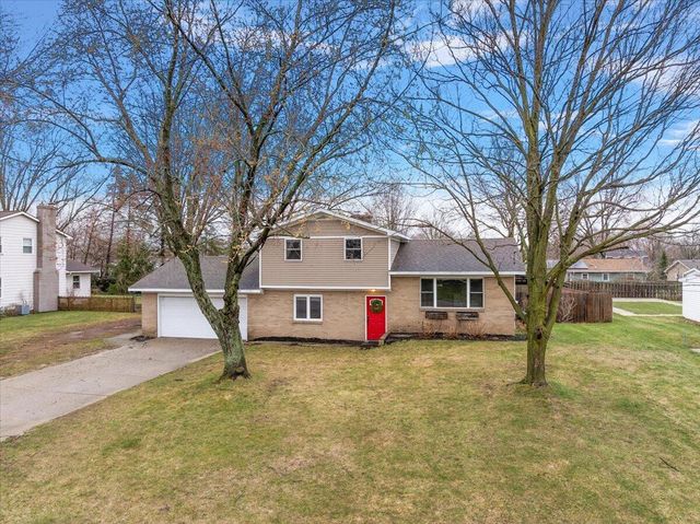 7458 Coconut Drive, Georgetown Twp, MI 49428