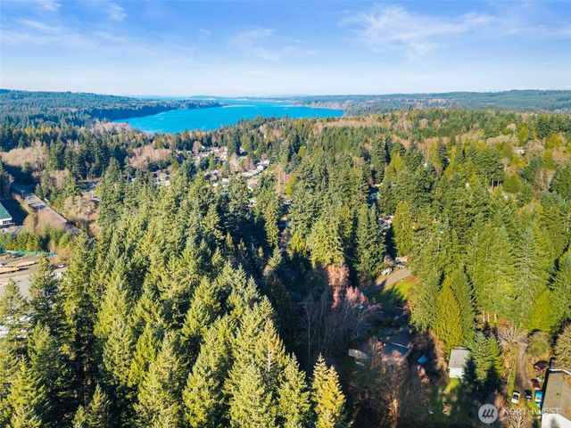 26763 Border Way NE, Kingston, WA 98346