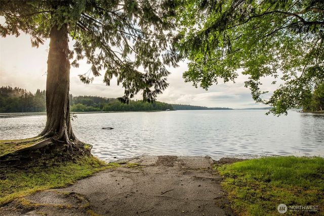 26763 Border Way NE, Kingston, WA 98346