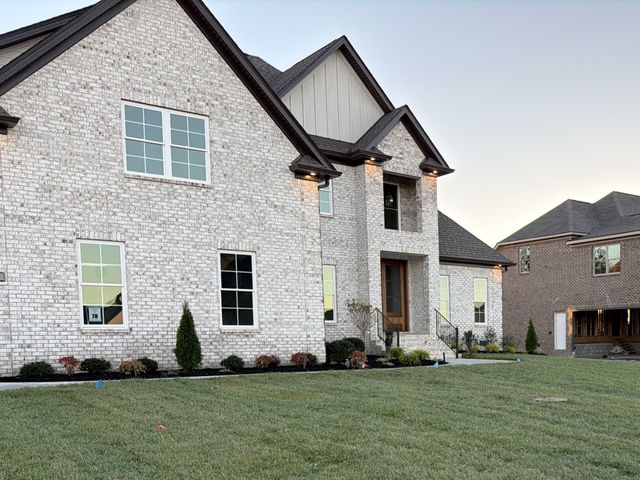 3917 Delzotto Drive, Murfreesboro, TN 37128