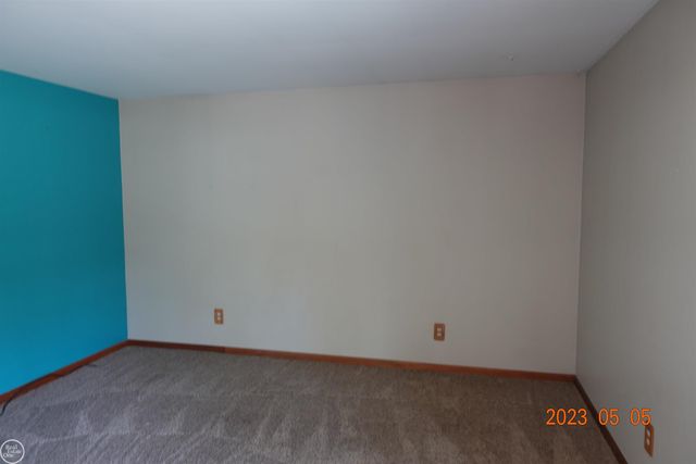 6925 AUTOMOBILE ROAD, Twin Lake, MI 49457