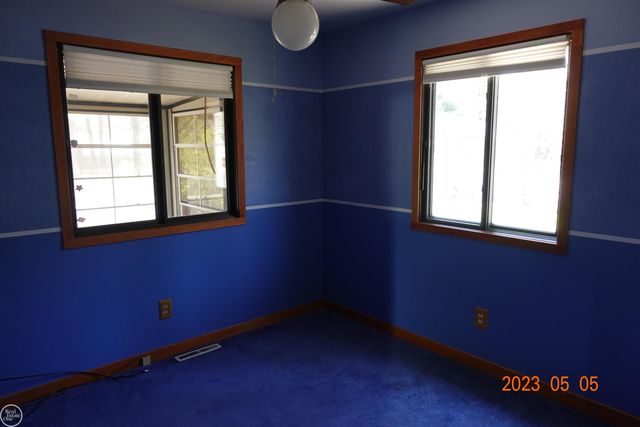 6925 AUTOMOBILE ROAD, Twin Lake, MI 49457