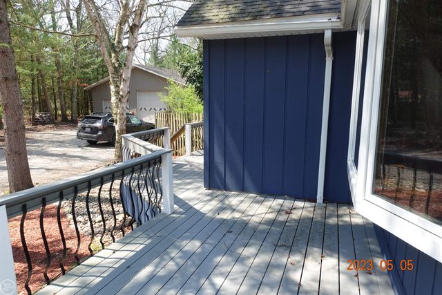 6925 AUTOMOBILE ROAD, Twin Lake, MI 49457