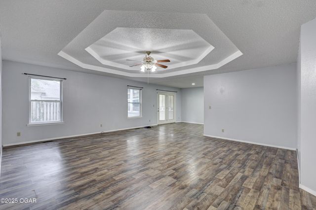 1422 W Macon Street, Carthage, MO 64836