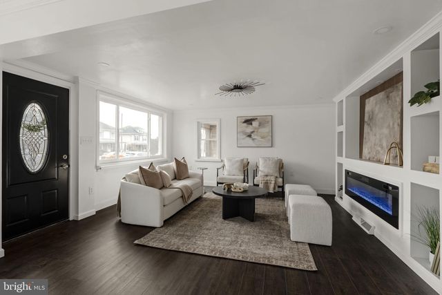 625 N LINCOLN ST, Palmyra, PA 17078