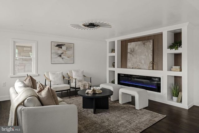 625 N LINCOLN ST, Palmyra, PA 17078