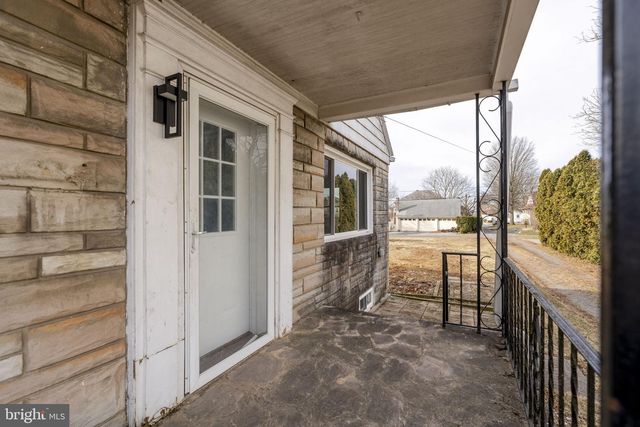 625 N LINCOLN ST, Palmyra, PA 17078