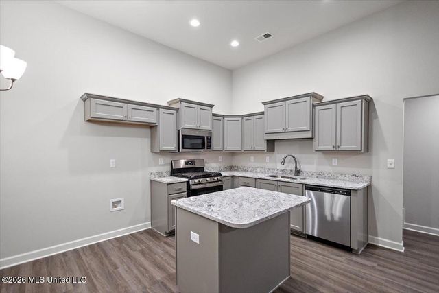 13915 Molly Madeline Lane, Olive Branch, MS 38654