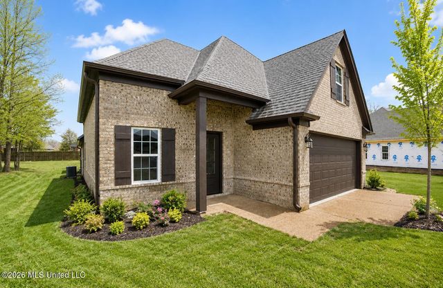 13915 Molly Madeline Lane, Olive Branch, MS 38654
