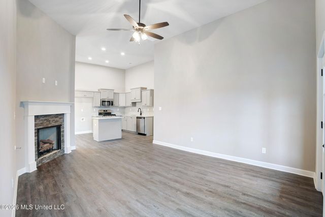 13915 Molly Madeline Lane, Olive Branch, MS 38654