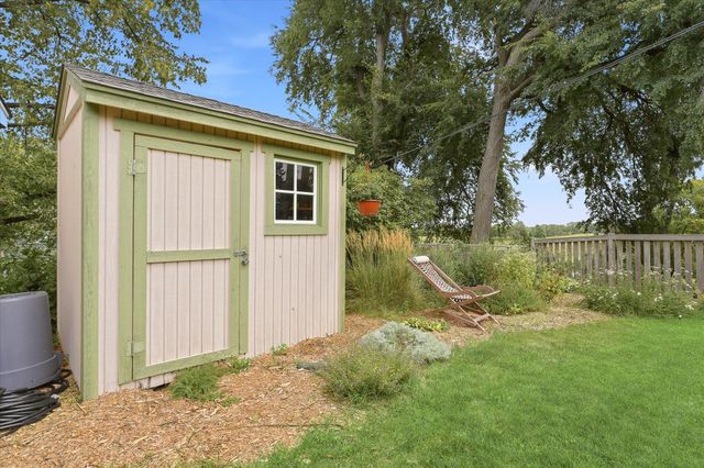 1264 Hoyt Avenue W, Saint Paul, MN 55108