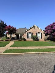 8718 Wildbriar Lane, Montgomery, AL 36117