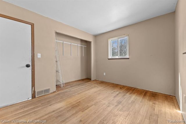 8735 Ringwood Drive, Commerce Twp, MI 48382