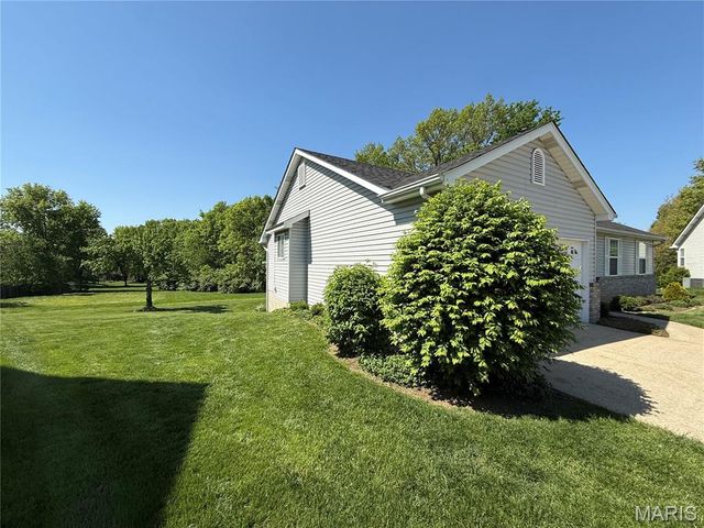 5 Van Gogh Court, Dardenne Prairie, MO 63368