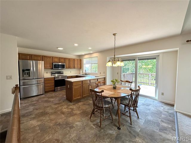 5 Van Gogh Court, Dardenne Prairie, MO 63368