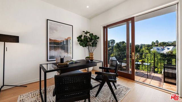 2591 Leicester Drive, Los Angeles, CA 90046