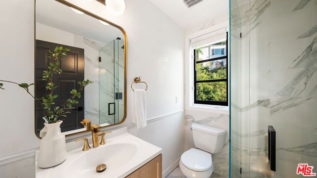 2591 Leicester Drive, Los Angeles, CA 90046