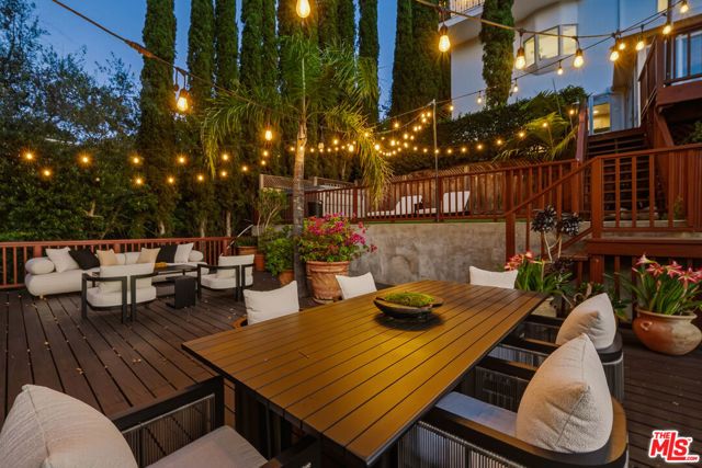 2591 Leicester Drive, Los Angeles, CA 90046