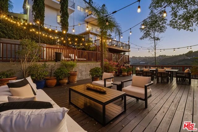 2591 Leicester Drive, Los Angeles, CA 90046