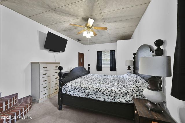 9038 COMMONWEALTH Avenue, Jacksonville, FL 32220