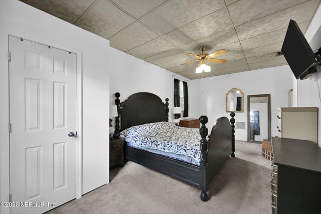 9038 COMMONWEALTH Avenue, Jacksonville, FL 32220