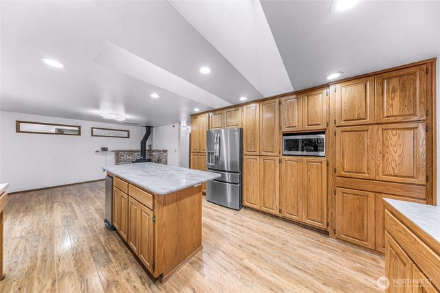 1207 Rainier Lane, Oak Harbor, WA 98277