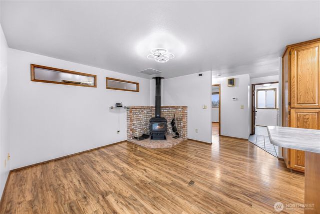 1207 Rainier Lane, Oak Harbor, WA 98277