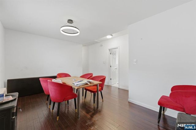 35 Moonachie Road, Moonachie, NJ 07074