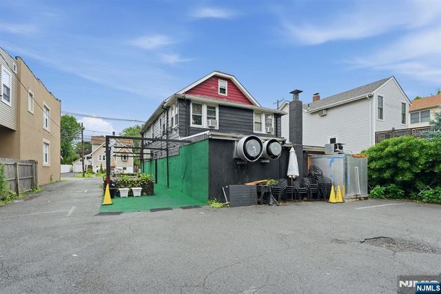 35 Moonachie Road, Moonachie, NJ 07074