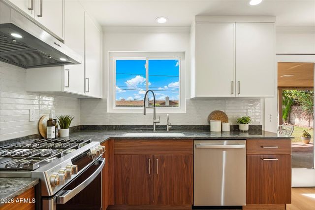 1637 E SIERRA VISTA Drive, Phoenix, AZ 85016
