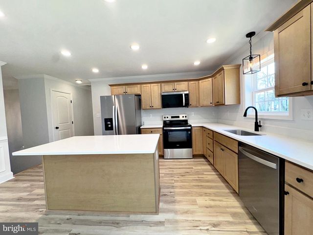 397 BURNS ST, Ranson, WV 25438