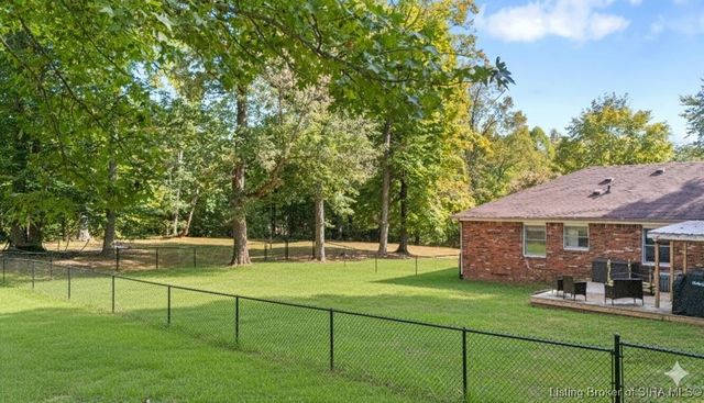 375 N Hereford Lane, Madison, IN 47250