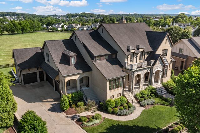 5214 Wildings Blvd, College Grove, TN 37046
