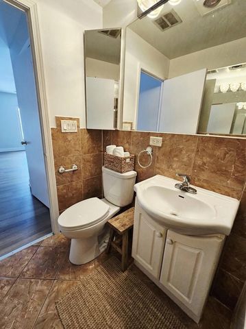 1550 Sandpebble Drive 210, Wheeling, IL 60090