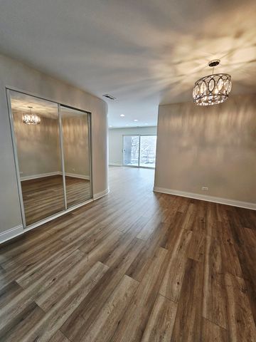 1550 Sandpebble Drive 210, Wheeling, IL 60090