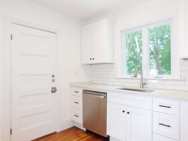54 Savin Ave 1, Norwood, MA 02062