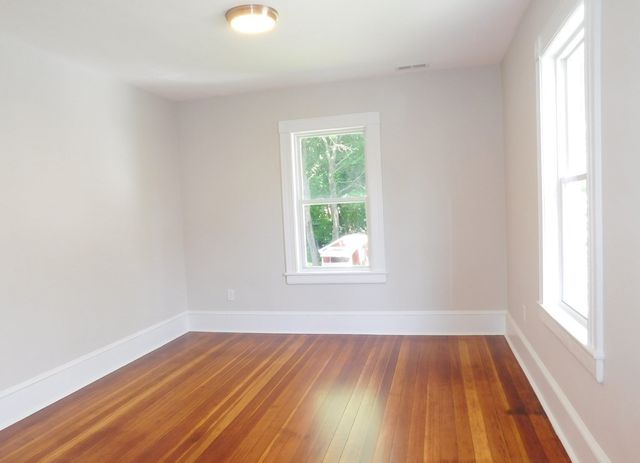 54 Savin Ave 1, Norwood, MA 02062