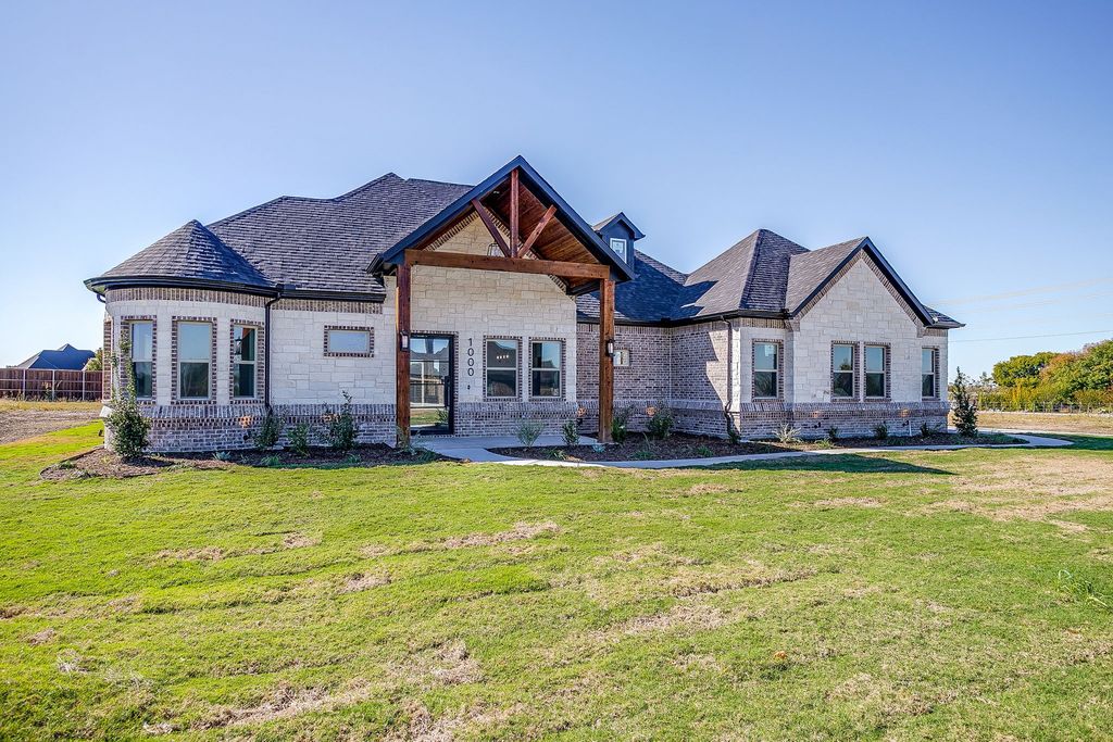 1000 Elevation Trail, Weatherford, TX 76087
