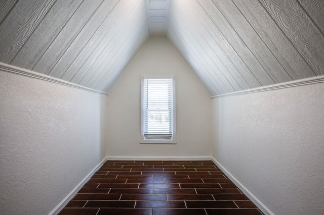 353 N Oliver Ave, Wichita, KS 67208