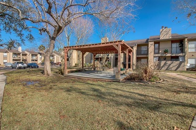 3300 Pebblebrook Drive 48, Seabrook, TX 77586