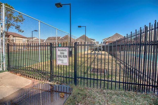 3300 Pebblebrook Drive 48, Seabrook, TX 77586