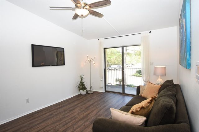 3300 Pebblebrook Drive 48, Seabrook, TX 77586